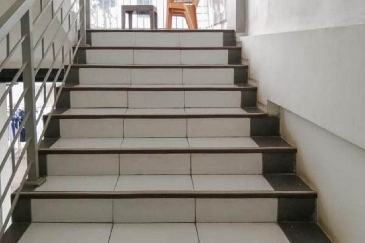 Laponca Residence Pondok Cabe Syariah Redpartner Buaran Zewnętrze zdjęcie